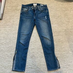 FRAME le boy jeans medium blue stretch distressed ankle zip